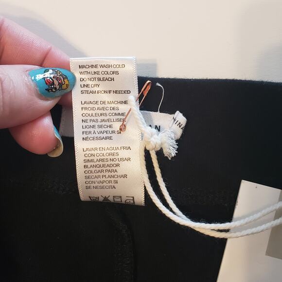 Good American Essential Legging in Black Size Medium - Picture 6 of 8